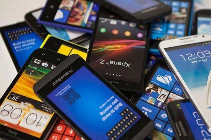 Pickpocket arrested after stealing 1200 phones from commuters