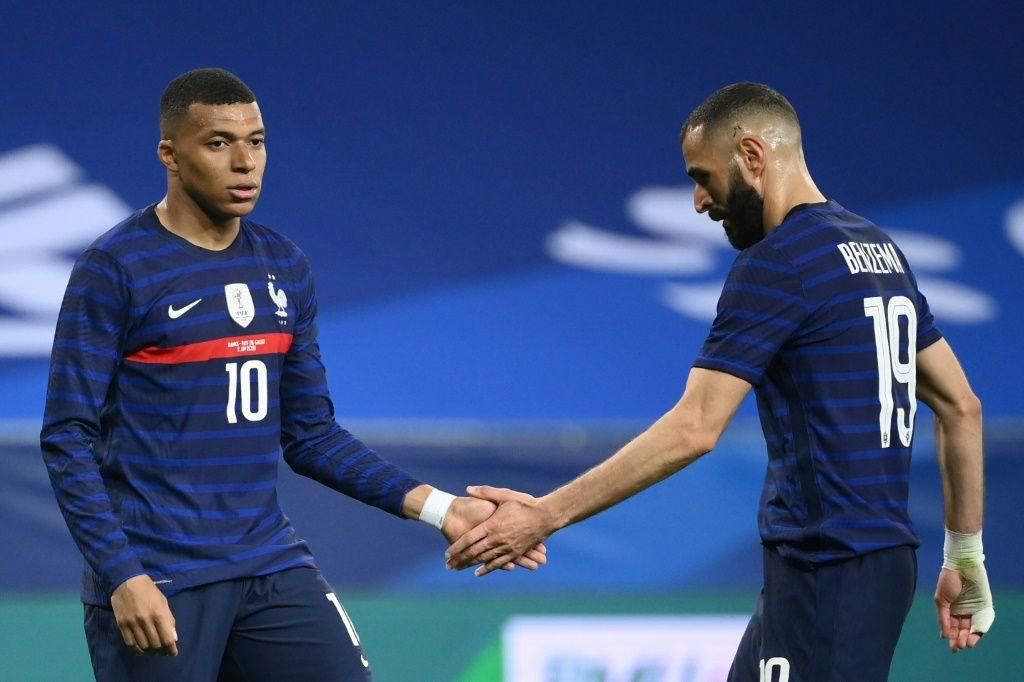 Kylian Mbappe and Karim Benzema - World Cup holders France play Switzerland in the last 16