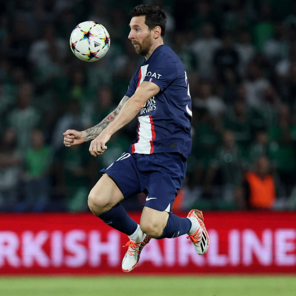 Kids' reaction to meeting Lionel Messi in Israel is priceless