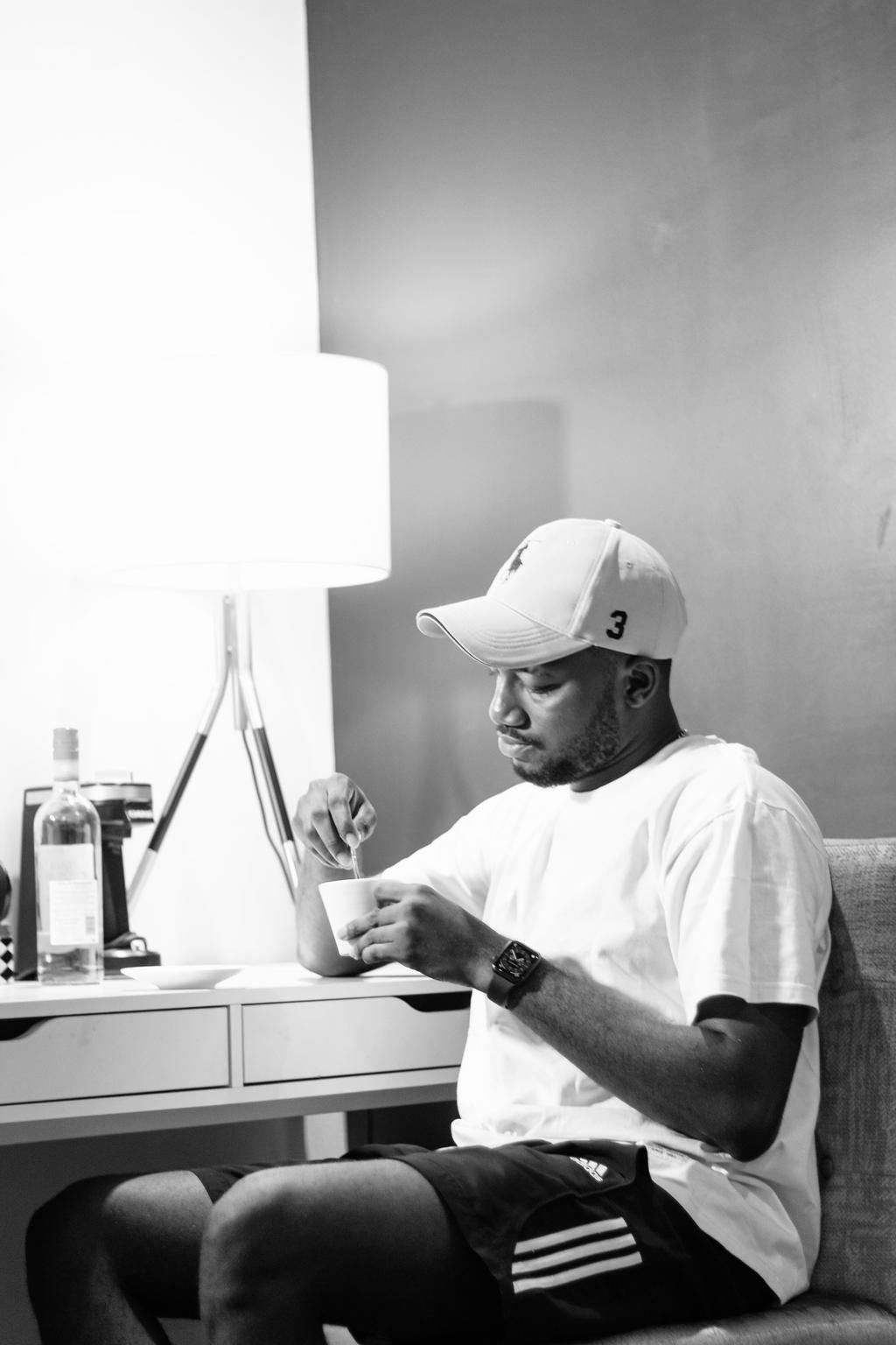 Kcee Marzz blends highlife in new single 'In the air'