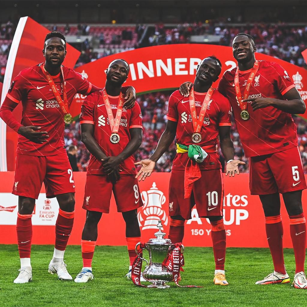 Sadio Mané et Liverpool ont remporté la FA Cup devant Edouard Mendy et Chelsea, le 14 mai 2022.