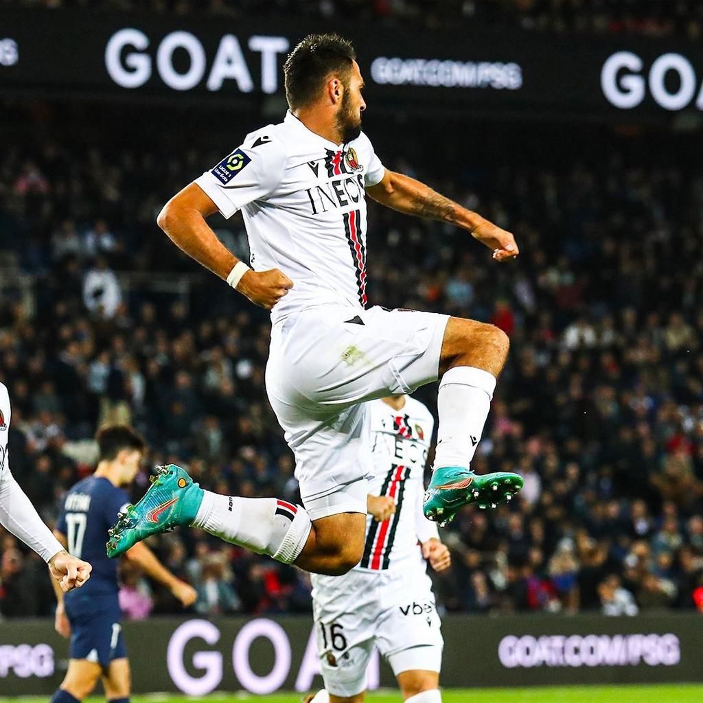 Gaetan Laborde scored for Nice against PSG in the second half