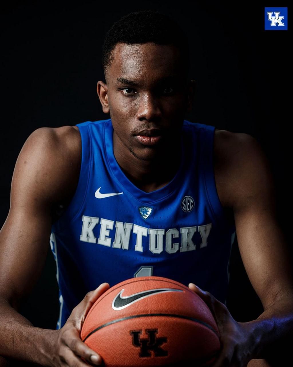 Ugonna Kingsley Onyenso joins Kentucky Wildcats