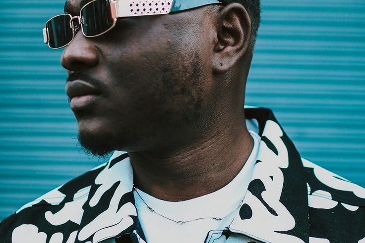 Moelogo (AfrikaLyrics)