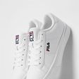 White sneakers {pinterest}