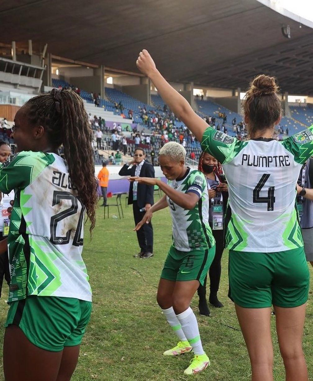 Ashleigh Plumptre celebrates Super Falcons 4th place WAFCON finish