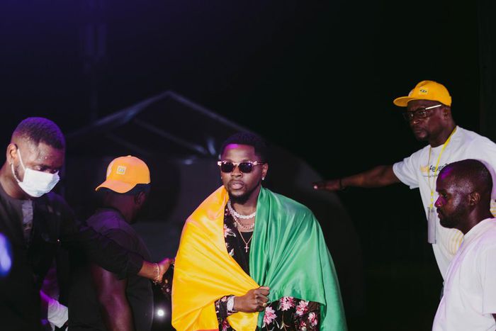 Kizz Daniel in Cotonou