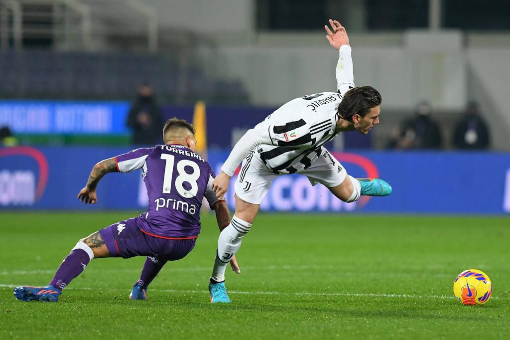 Former Fiorentina man Dusan Vlahovic struggled to get into the game against his former side