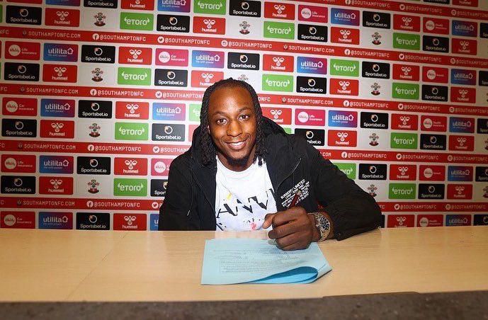 Aribo signs his Southampton contract on Saturday.
