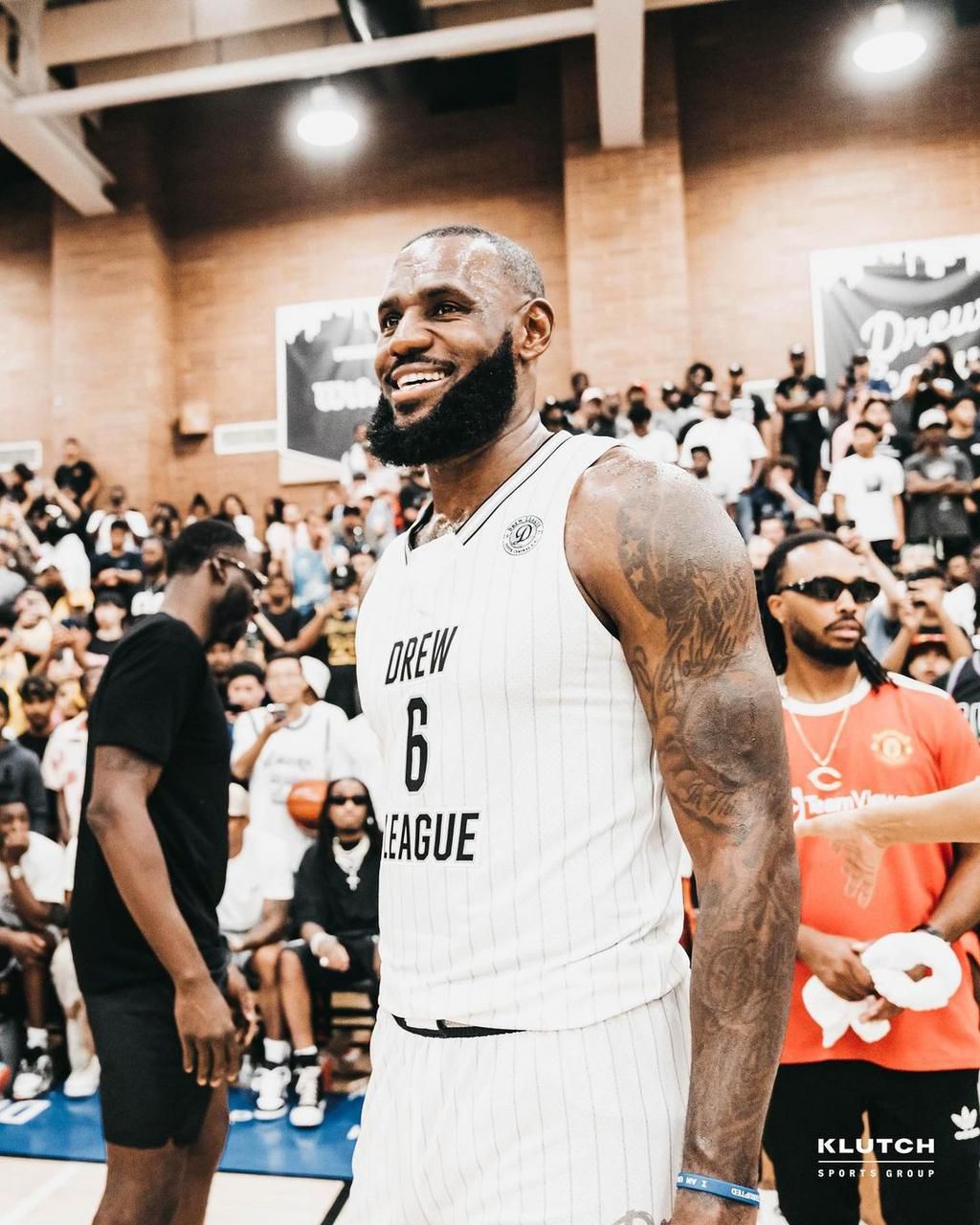 LeBron James shows why he is still the King at Drew League