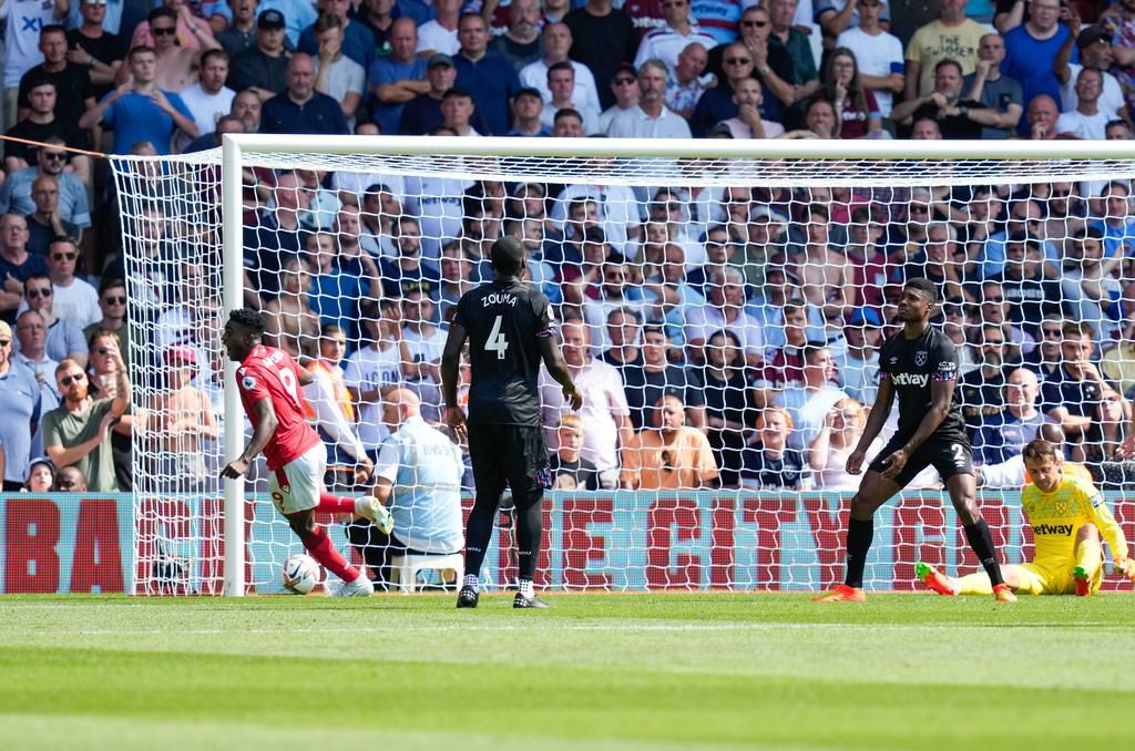 Awoniyi wheels away in celebration after scoring the opener for Nottingham Forest