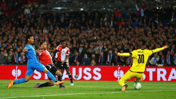 Cyriel Dessers opens the scoring for Feyenoord