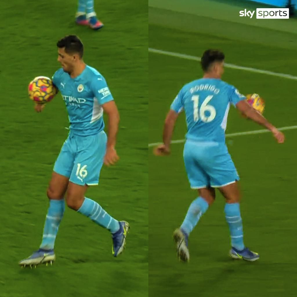 VAR ruled out a late penalty call for Everton after Rodri seemed to handle the ball in the City box