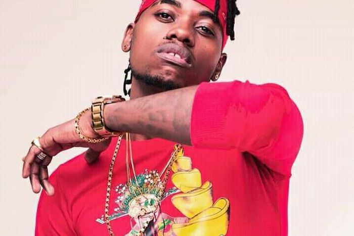 Men fashion inspiration: How to add a bandana to your style