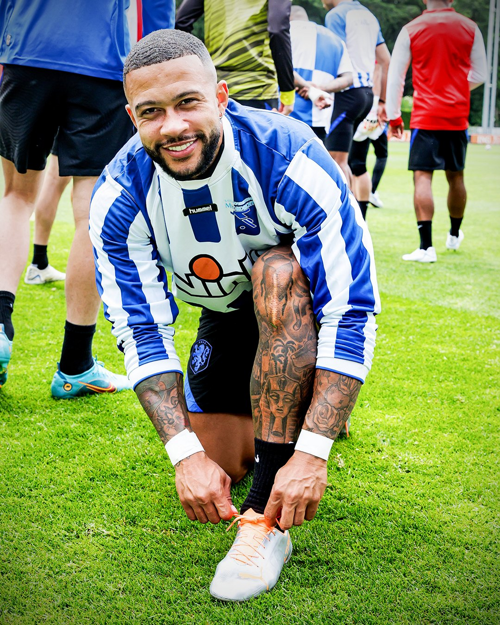 Memphis Depay in the jersey of his boyhood club, vv Moordrecht