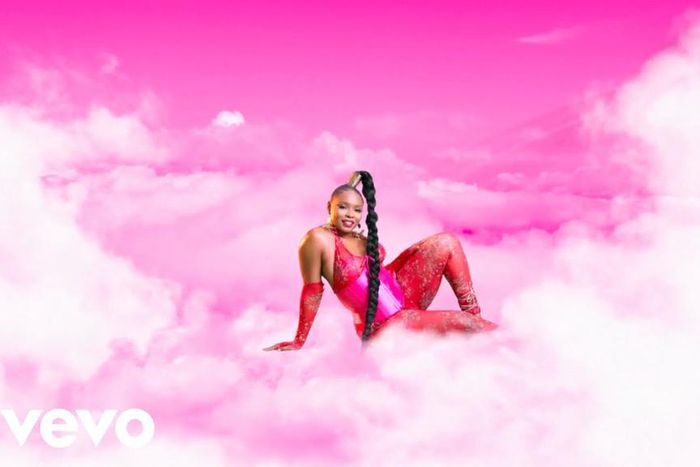 Yemi Alade My Man Video ft Kranium