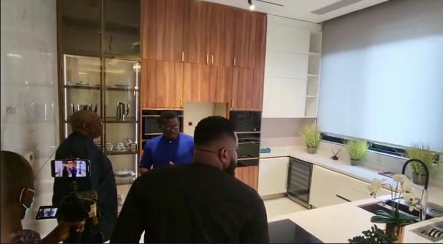 Is Dele Momodu the answer to CEO of Nigeria PLC?