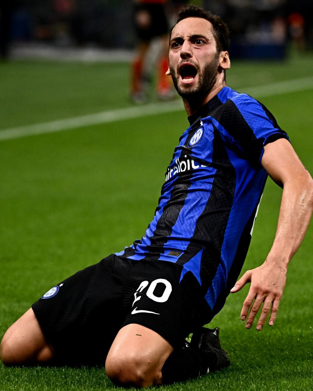 Reactions as Inter Milan shock Barcelona at San Siro