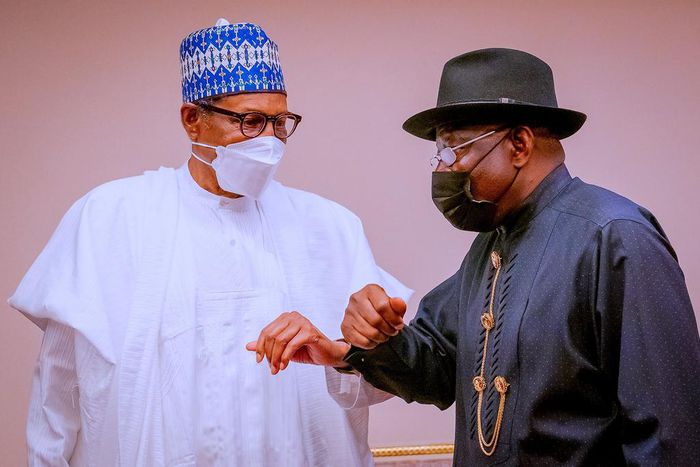 President Muhammadu Buhari (left) with former President Goodluck Jonathan (right) [Presidency]