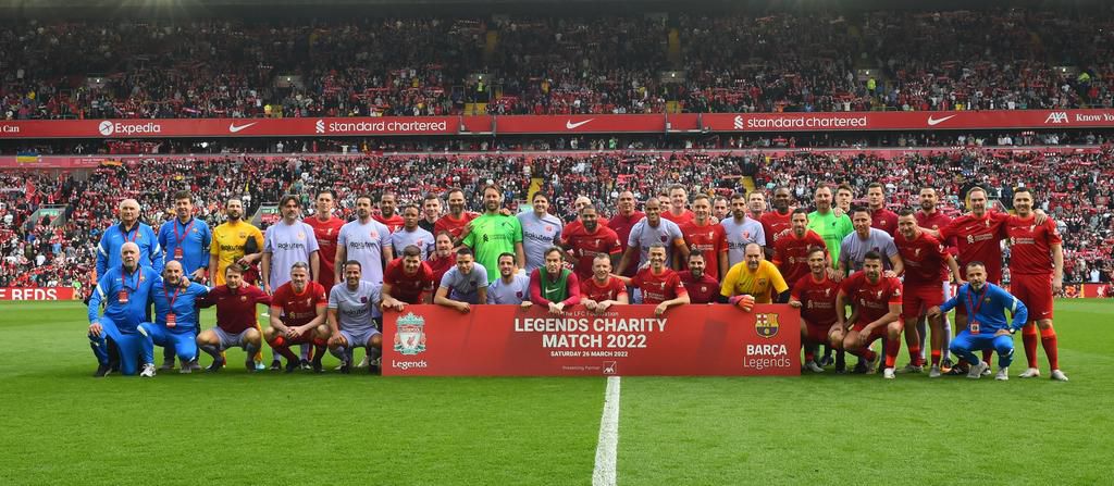 Barcelona beat Liverpool 2-1 in the legends game