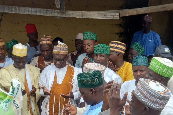 The member representing Wudil/Garko federal constituency at the National Assembly, Muhammad Ali-Wudil, has distributed 278 bags of rice to victims of the recent flood in Kano. (NAN)