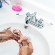 How to have better bathroom hygiene  (CitronHygiene)
