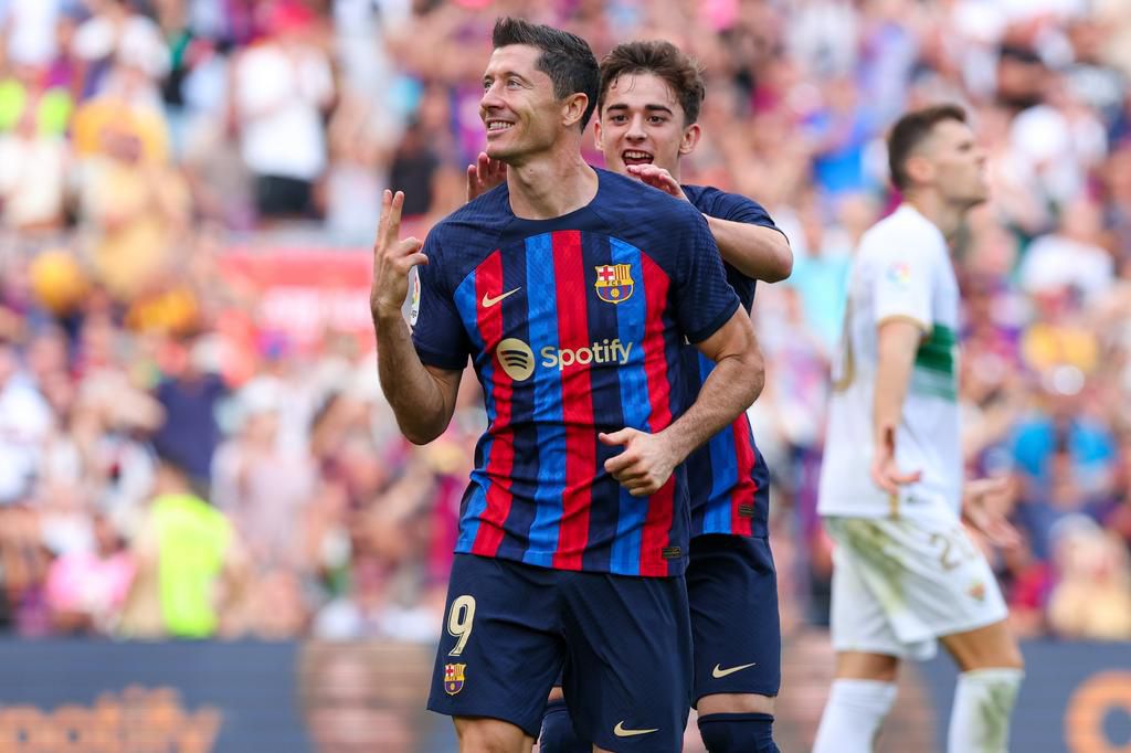 Lewandowski scored another brace for Barcelona against Elche on Saturday afternoon