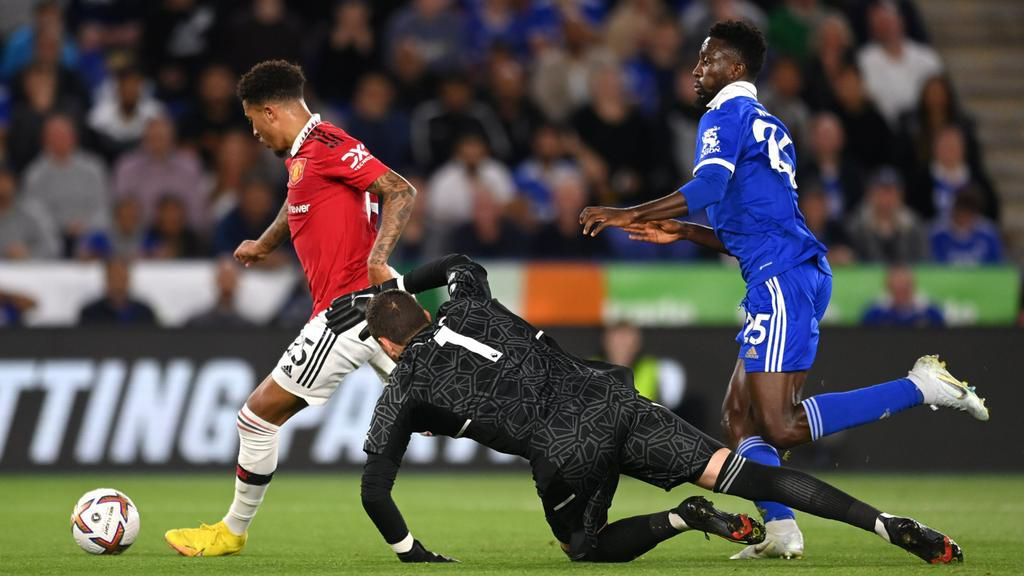 'Sancho is back' - Reactions as Manchester United beat Leicester City