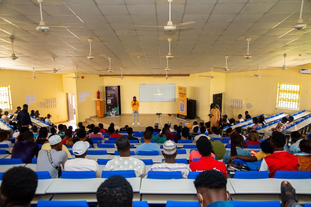 Binance takes blockchain education to Northern Nigeria, in collaboration with Edubox Global