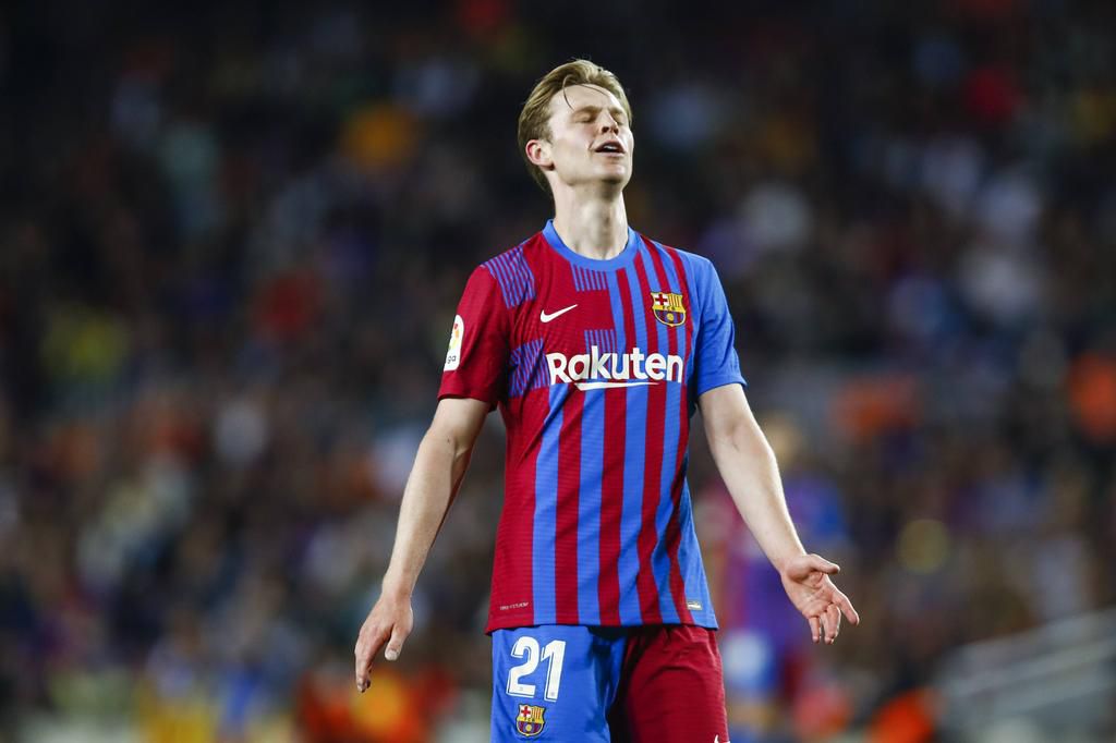 Barcelona could be forced to sell Frenkie De Jong amidst their financial issues