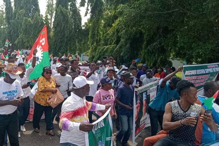 56 support groups hold 1-million-man match for Obi in Nasarawa.