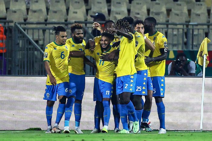 Gabon players celebrate after Jim Allevinah's late equaliser against Ghana
