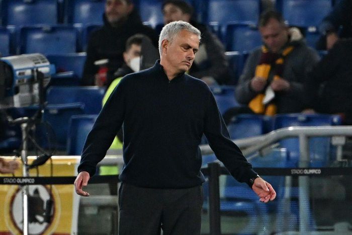 Jose Mourinho was frustrated as Roma drew at home with Verona