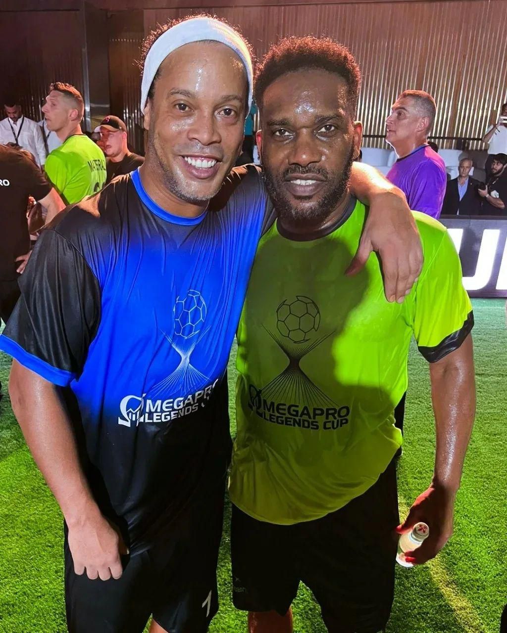 Okocha and Ronaldinho are reunited in Dubai