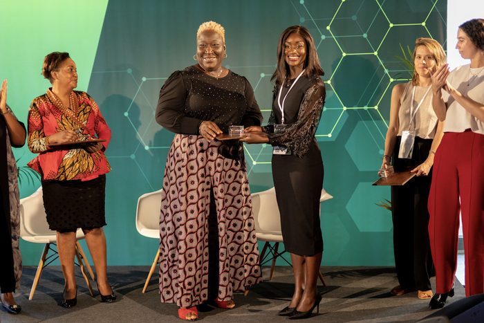 Bayer Foundation publishes white paper on challenges female entrepreneurs face in sub-Saharan Africa