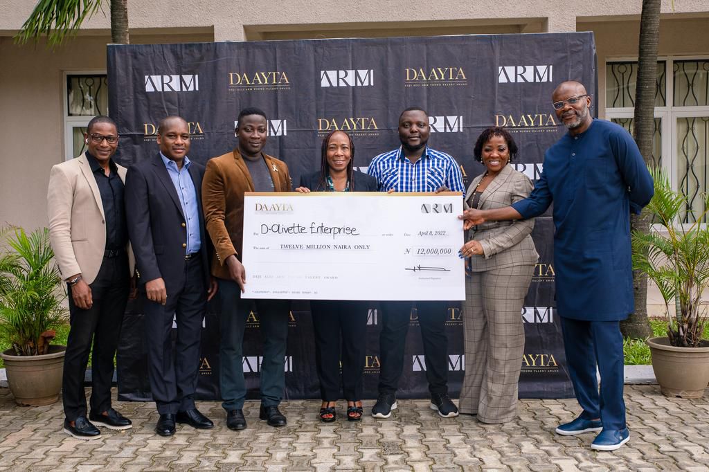 L-R: Ina Alogwu, Director Digital Transformation ARM, Sadiq Mohammed, Deputy CEO ARM, DAAYTA 2022 Winner Tunde Adeyemi of D-Olivette Enterprise, Jumoke Ogundare, CEO ARM, Idris Salami, CO-Founder D-Olivette Enterprise, Uche Azubuike DAAYTA Programme Sp...