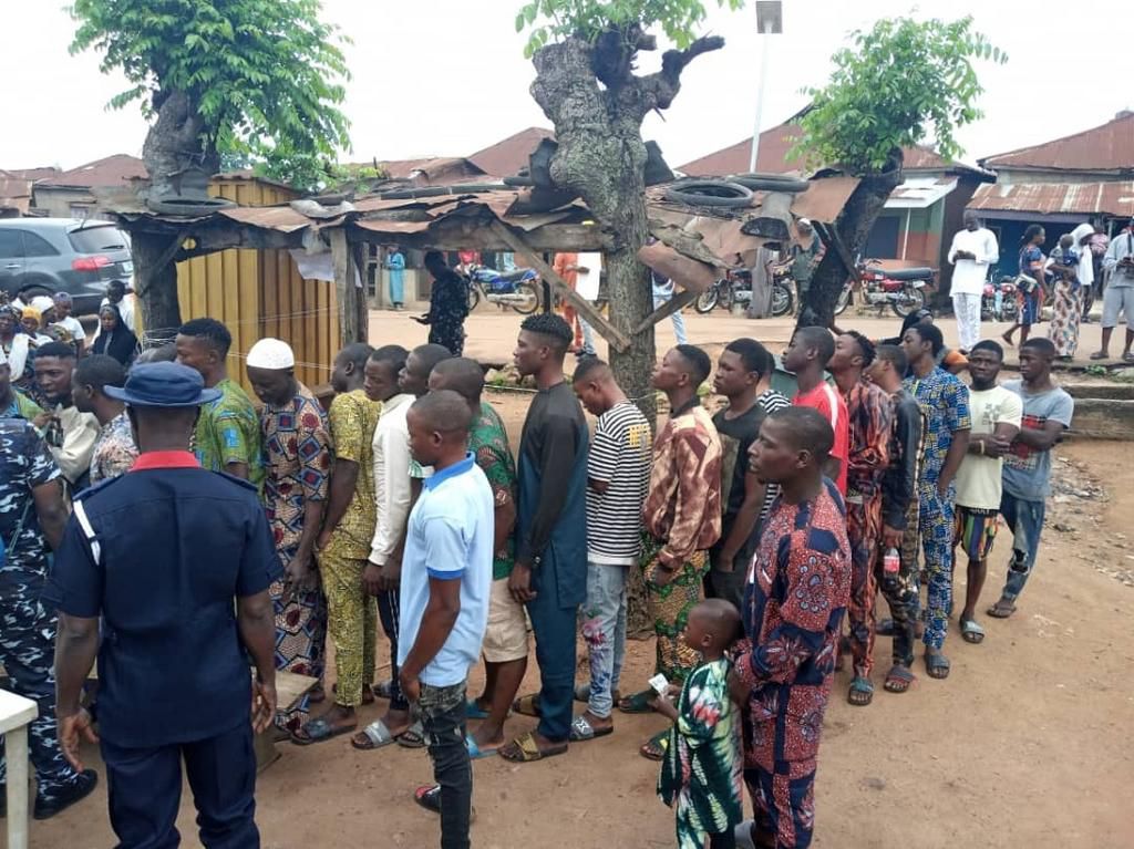 Young voters participating in the Osun election. [TheCable]