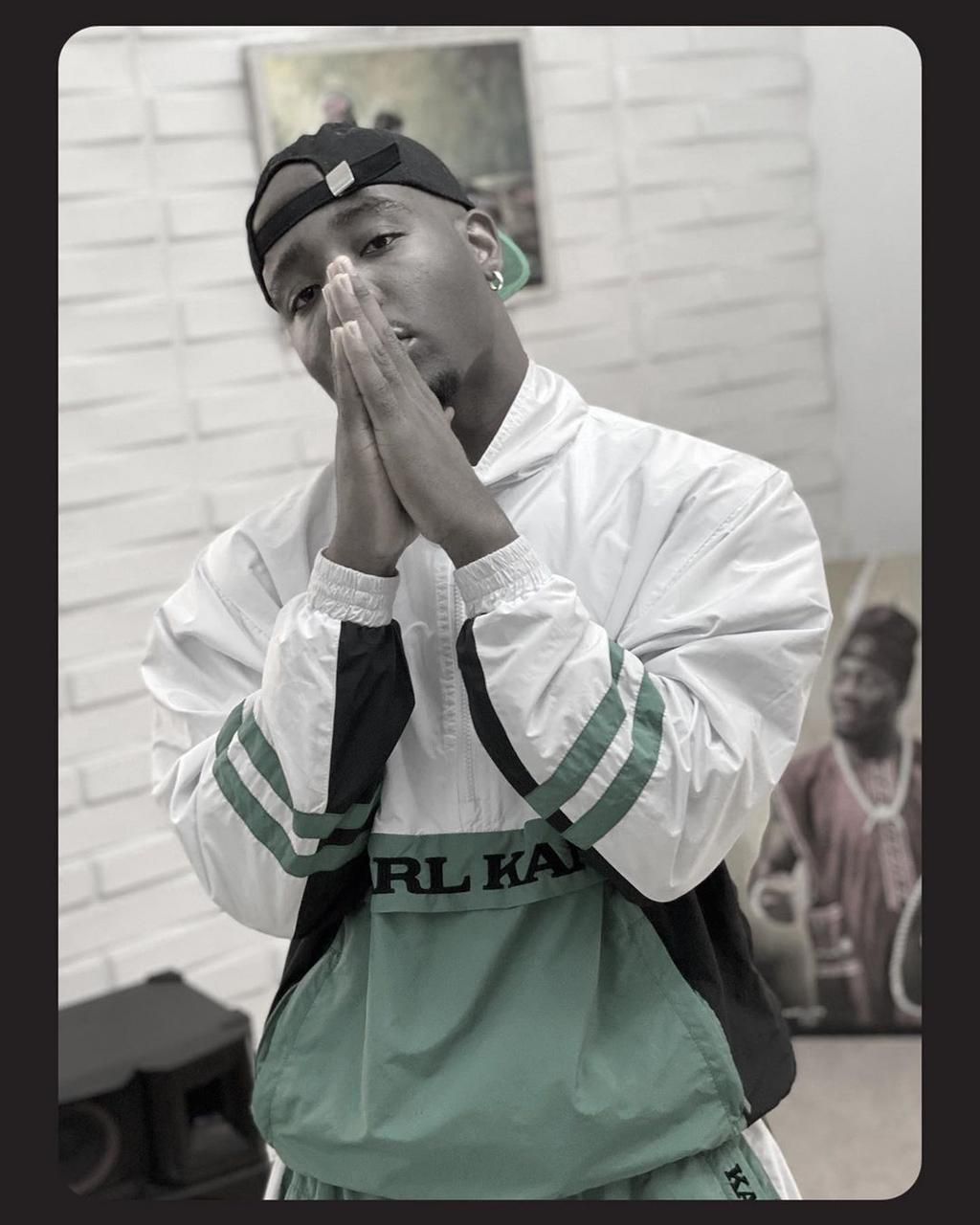 Nigerian rapper, Owoh Chimaobi Chrismathner popularly known as Zoro has come out to deny the rape allegations levelled against him. [Instagram/ZoroSwagBag]