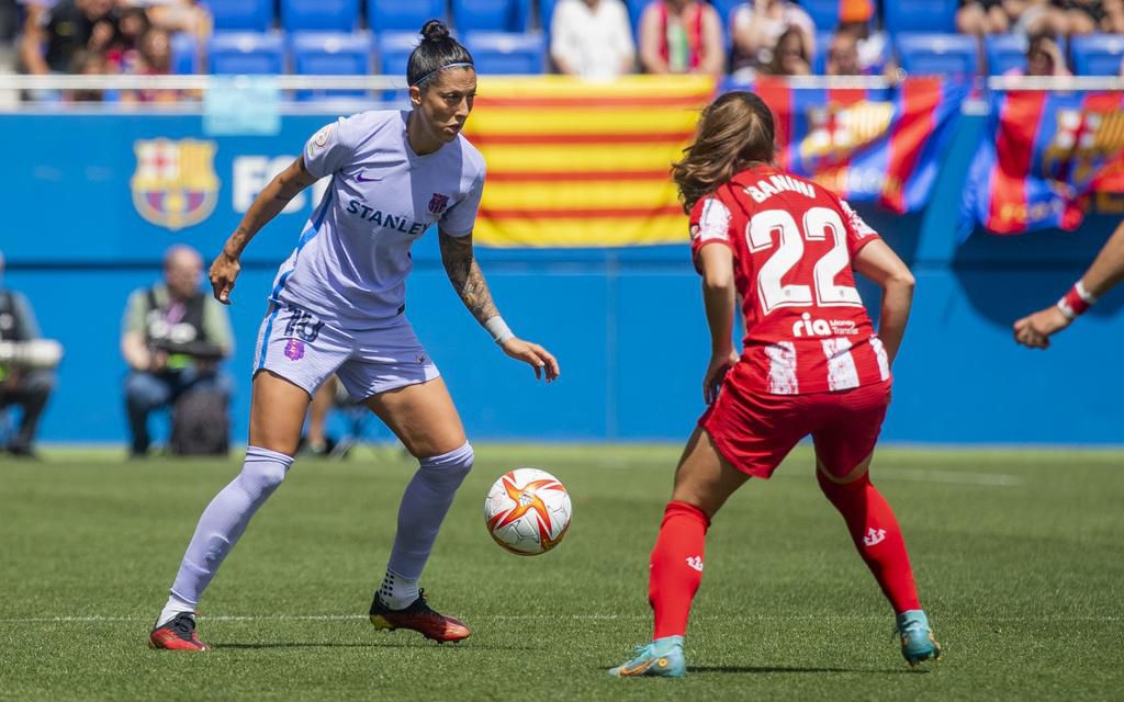 Oshoala wins pichichi award with Barcelona Femeni