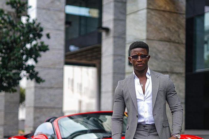 How important is shoes with socks [instagram/AudreyLunda]