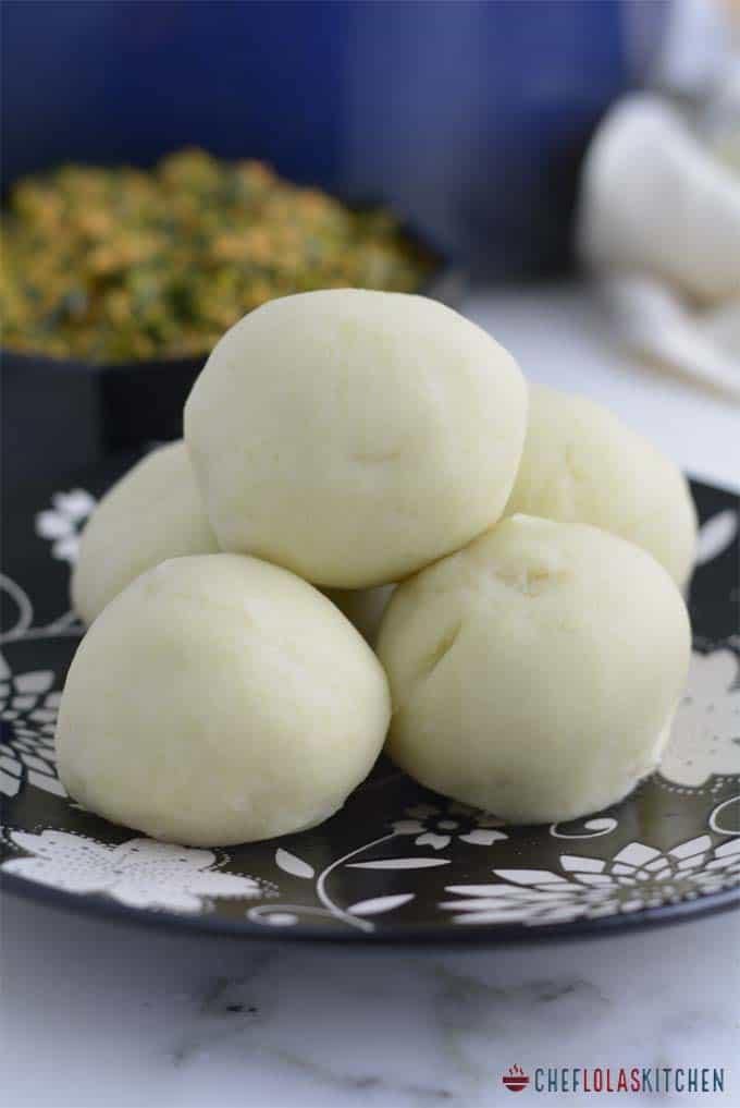 Pounded yam the best swallow is made from yam [Cheflolakitchen]