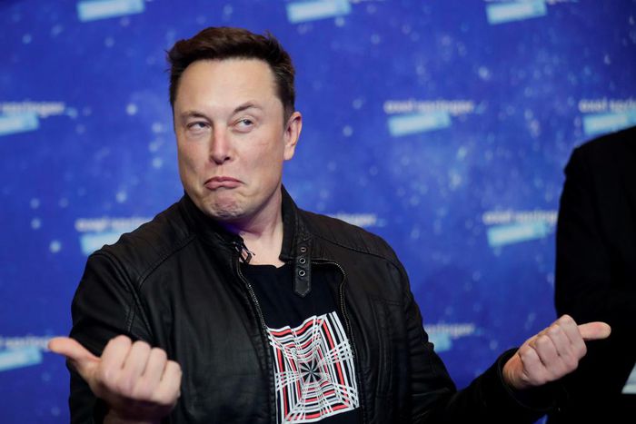 Twitter is holding an AMA with new board member, Elon Musk.