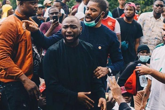 Nigerian artist, Davido joined the #EndSARS protests in Abuja (Fortune)