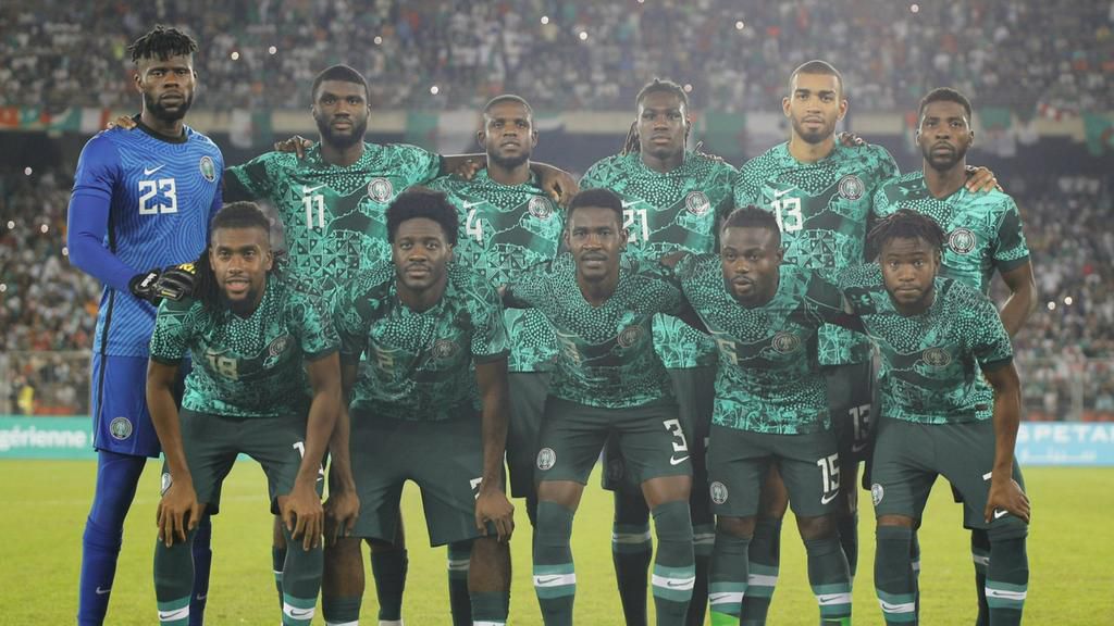 Alex Iwobi laments referee decision as Super Eagles lose to Algeria