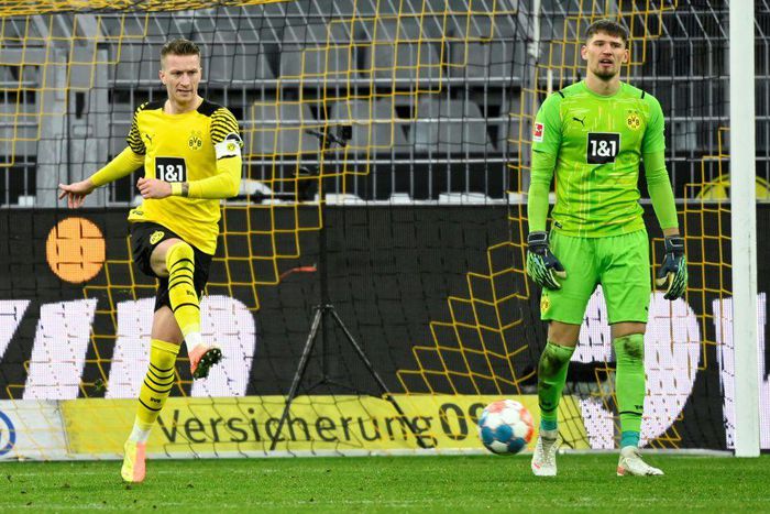 Borussia Dortmund's title hopes look dead and buried after a humiliating defeat at home to Bayer Leverkusen
