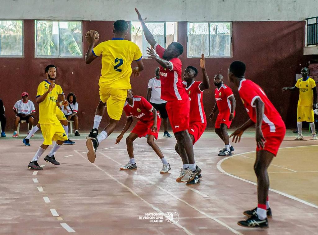 Some wonderful shots from the National Division One Handball League currently ongoing in the ancient city of Benin.