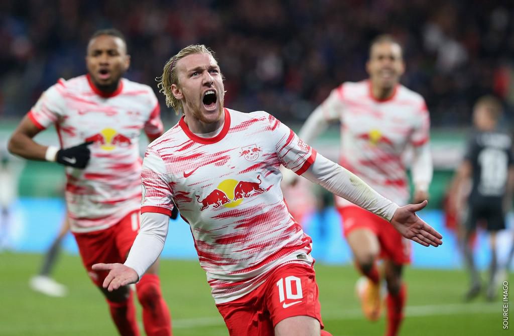 The man who broke the hearts of Union Berlin fans, Emily Forsberg.