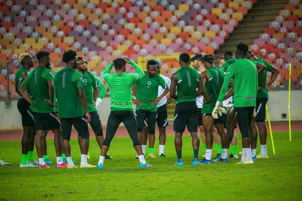 Peseiro leads training in Abuja ahead of Sierra Leone clash