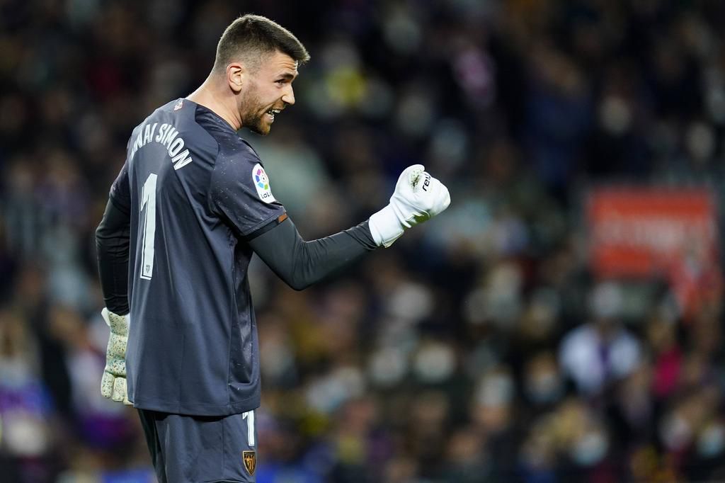 Spanish national team goalkeeper Unai Simon was in goal for Athletic Bilbao