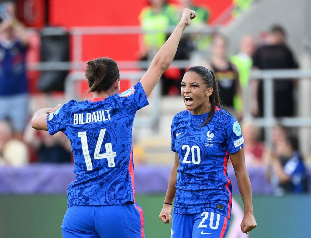 Cascarino (R) netted the best goal of the evening.